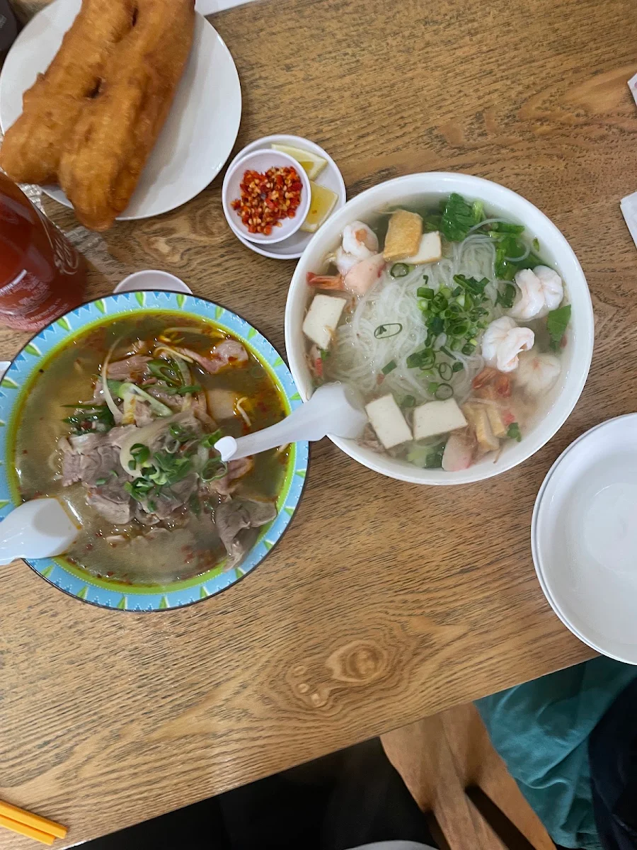 Highlights, Cam Wah Chinese & Vietnamese Restaurant