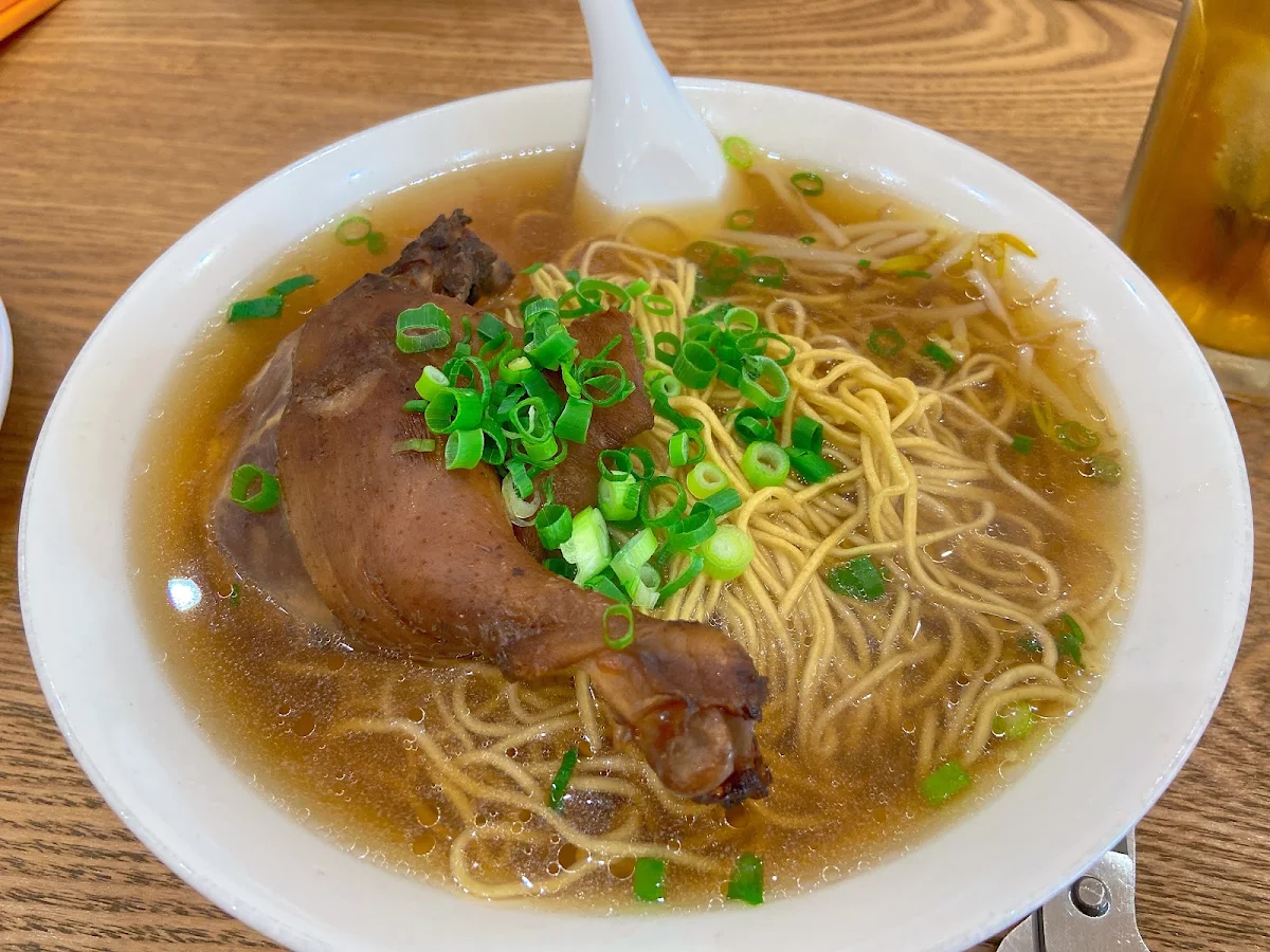 Highlights, Cam Wah Chinese & Vietnamese Restaurant