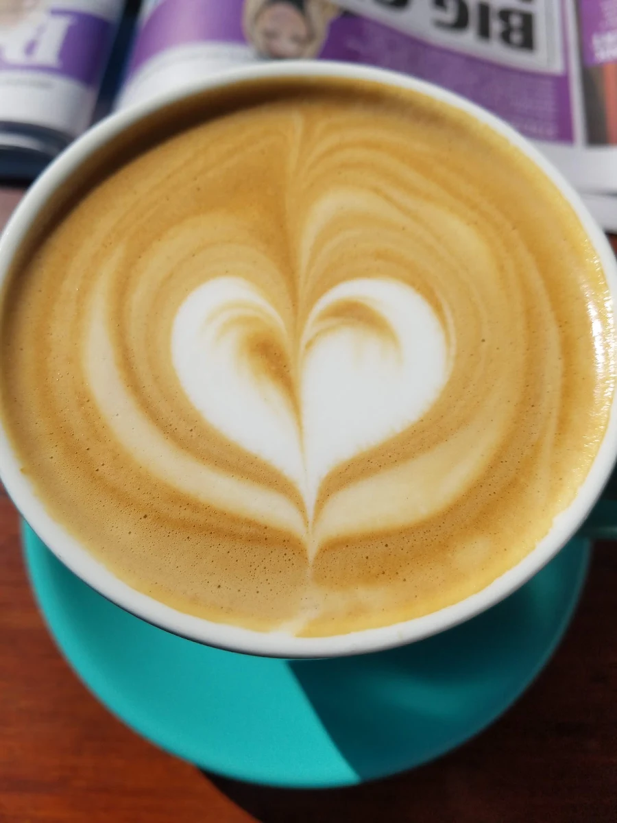 Flat White, Brunch Box Cafe Lorne