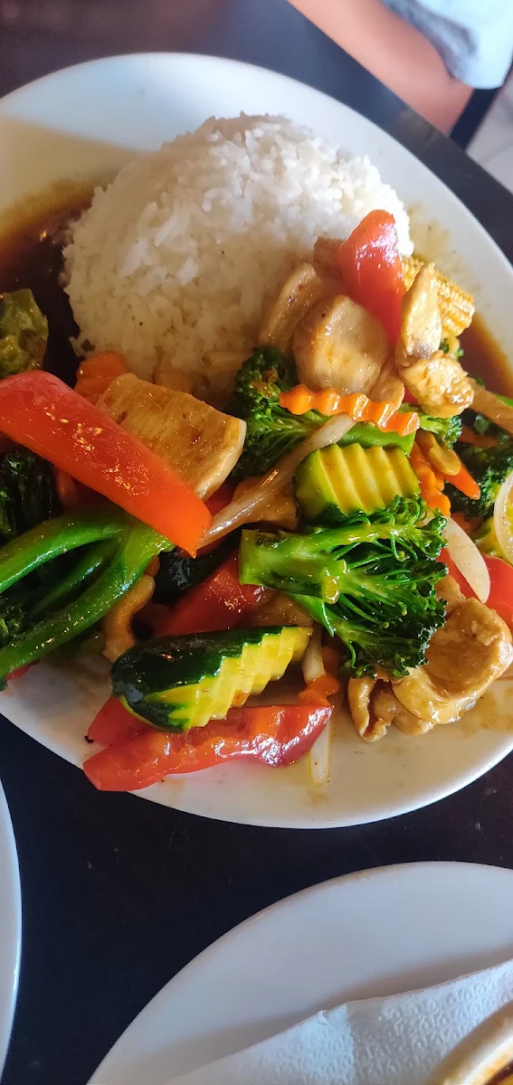 Chicken Cashew Fried Rice