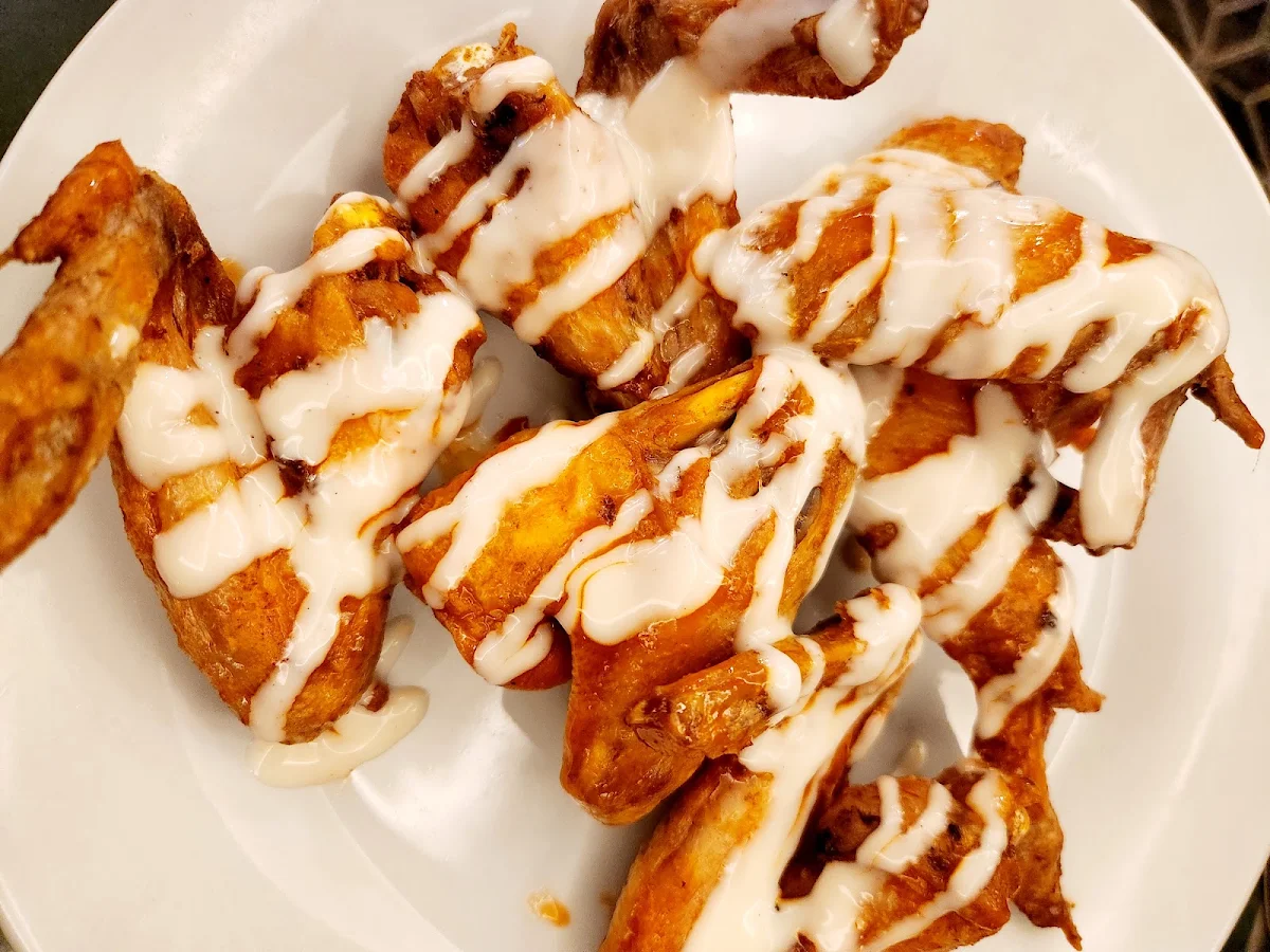 Buffalo 'Dragon' Wings, Mortdale Hotel