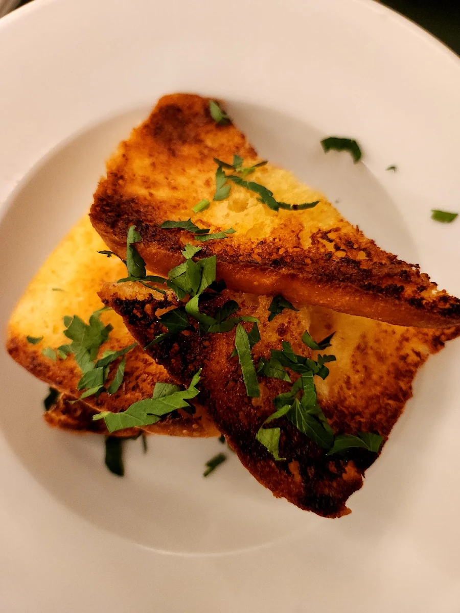 Garlic Bread, Mortdale Hotel
