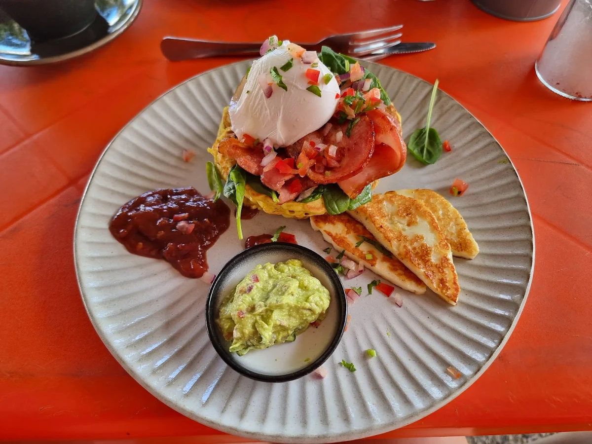 The Avo & Feta Smash Bacon