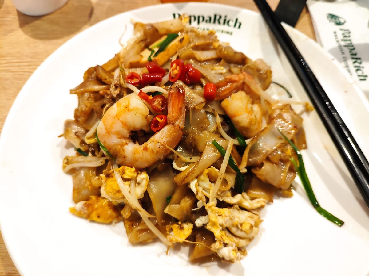 Char Kuay Teow Seafood Platter