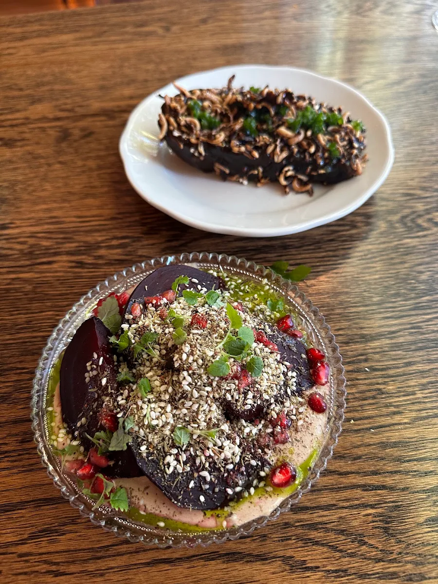 Highlights, Bear's Wine Bar
