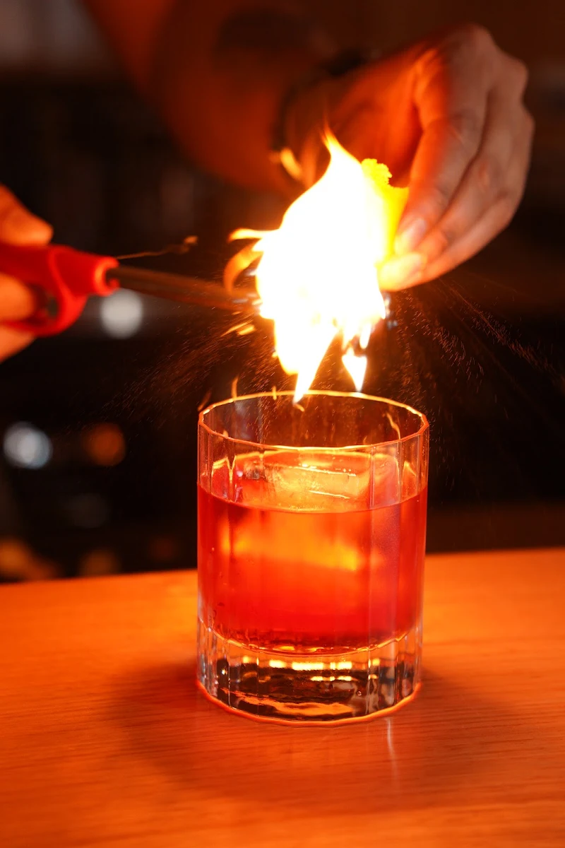 Highlights, Bear's Wine Bar