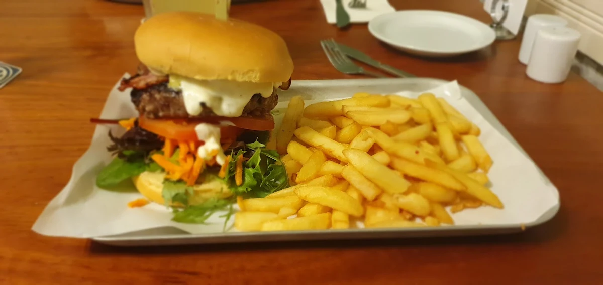 Earl Burger