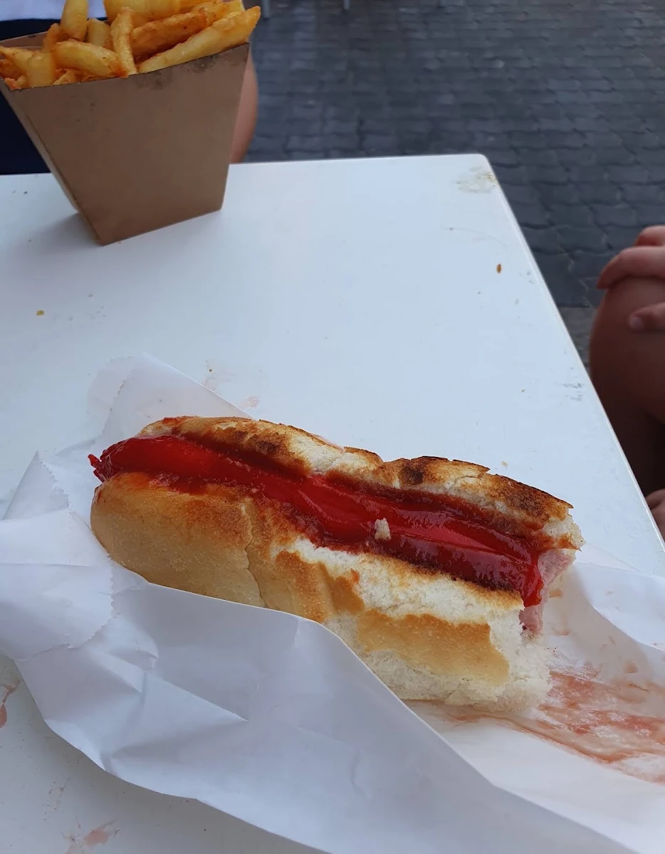 Hot Dog, Mio Gelato / Fruit Blocks