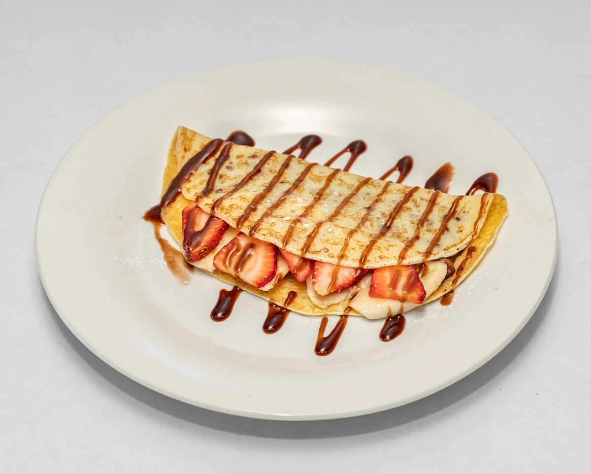Crepes w Nutella Strawberry & Banana