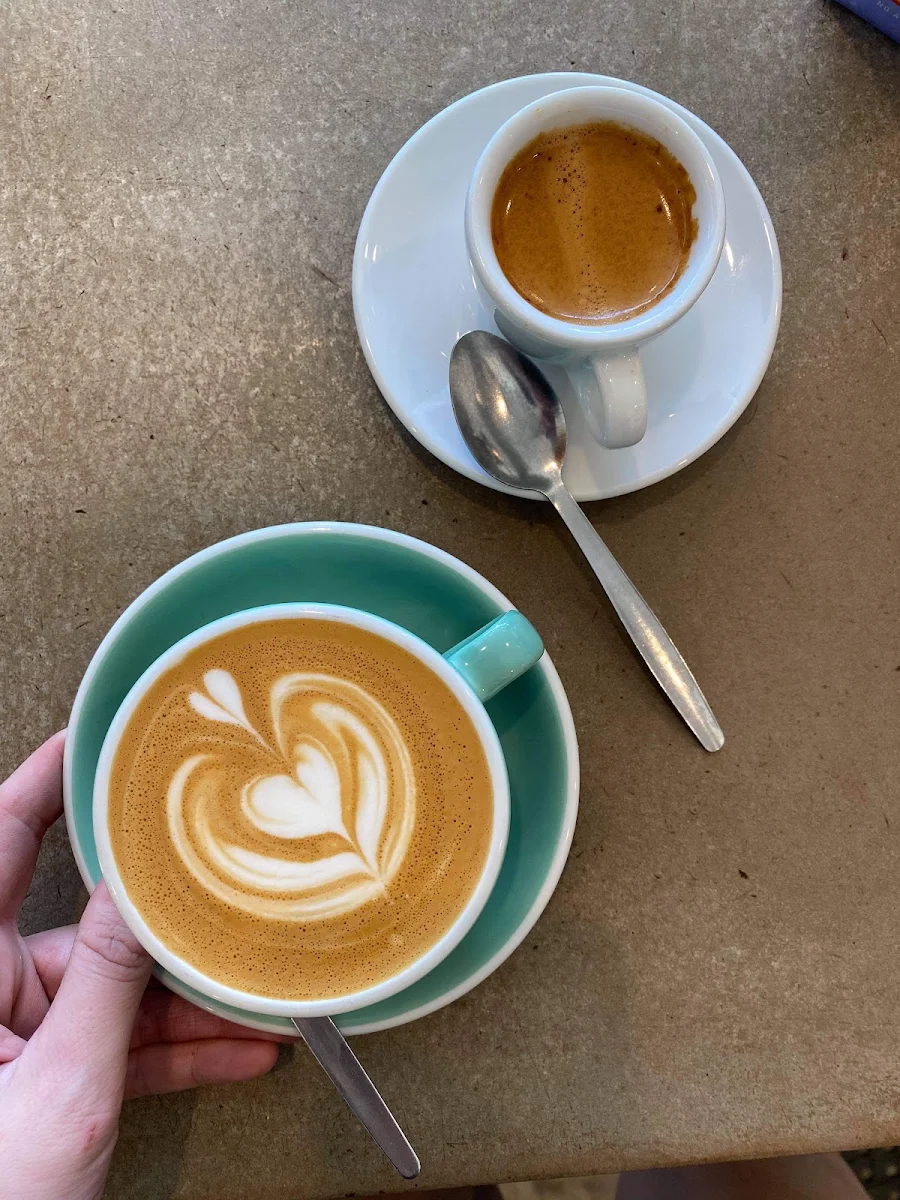 Highlights, Bentley's Cafe