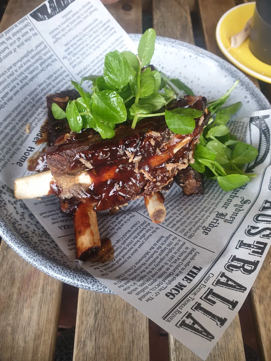 Ribs, Downtown Pizzeria