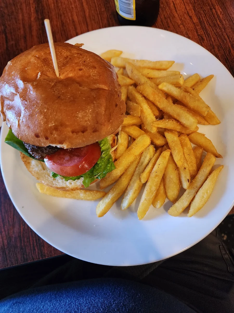 Duke Buger, Royal Mail Hotel, Sebastopol
