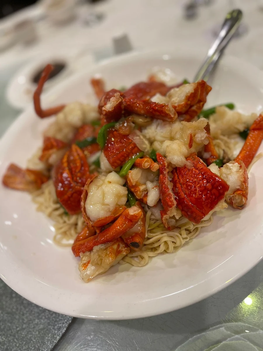 Seafood Combination Chow Mein