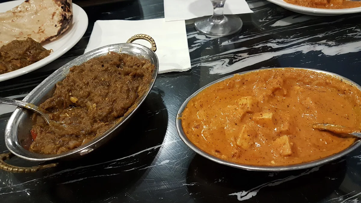Curries, Indian Temptations