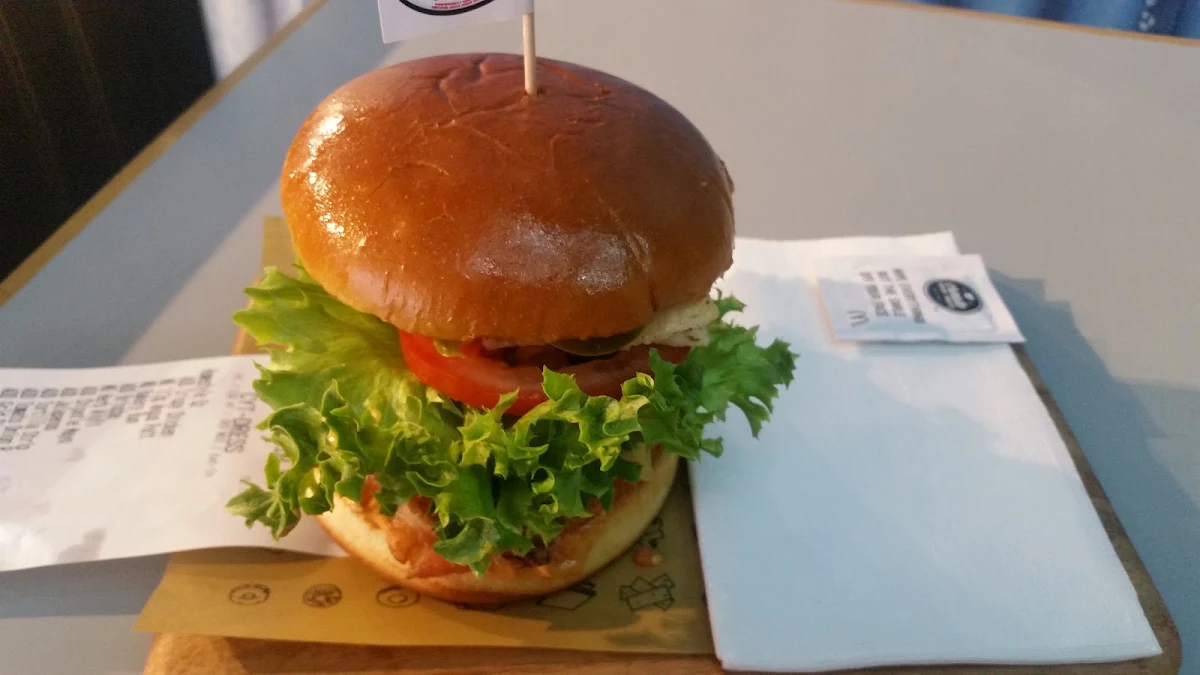 DIY Burger, McDonald's Kings Cross