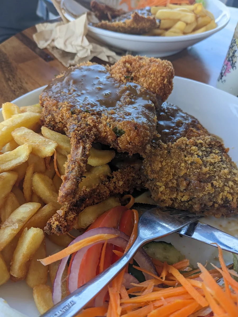 Lamb Cutlets, Bellambi Hotel
