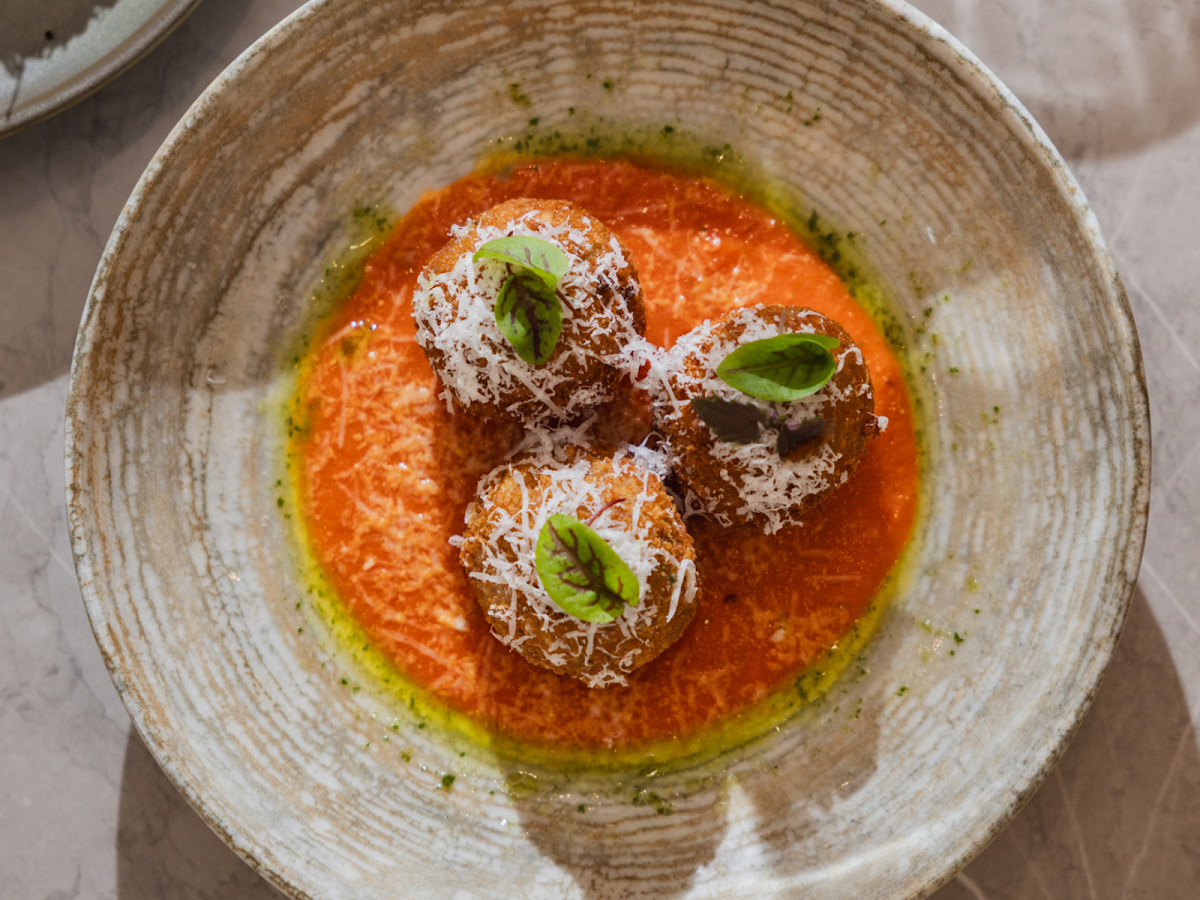 Highlights, Restaurant Two14
