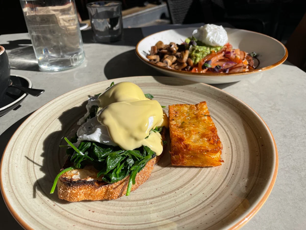 Eggs Florentine, Rocksalt Cafe & Restaurant