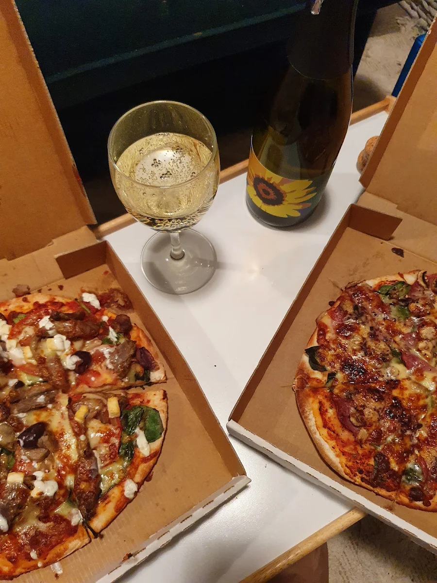 Highlights, Pizza@Centennial