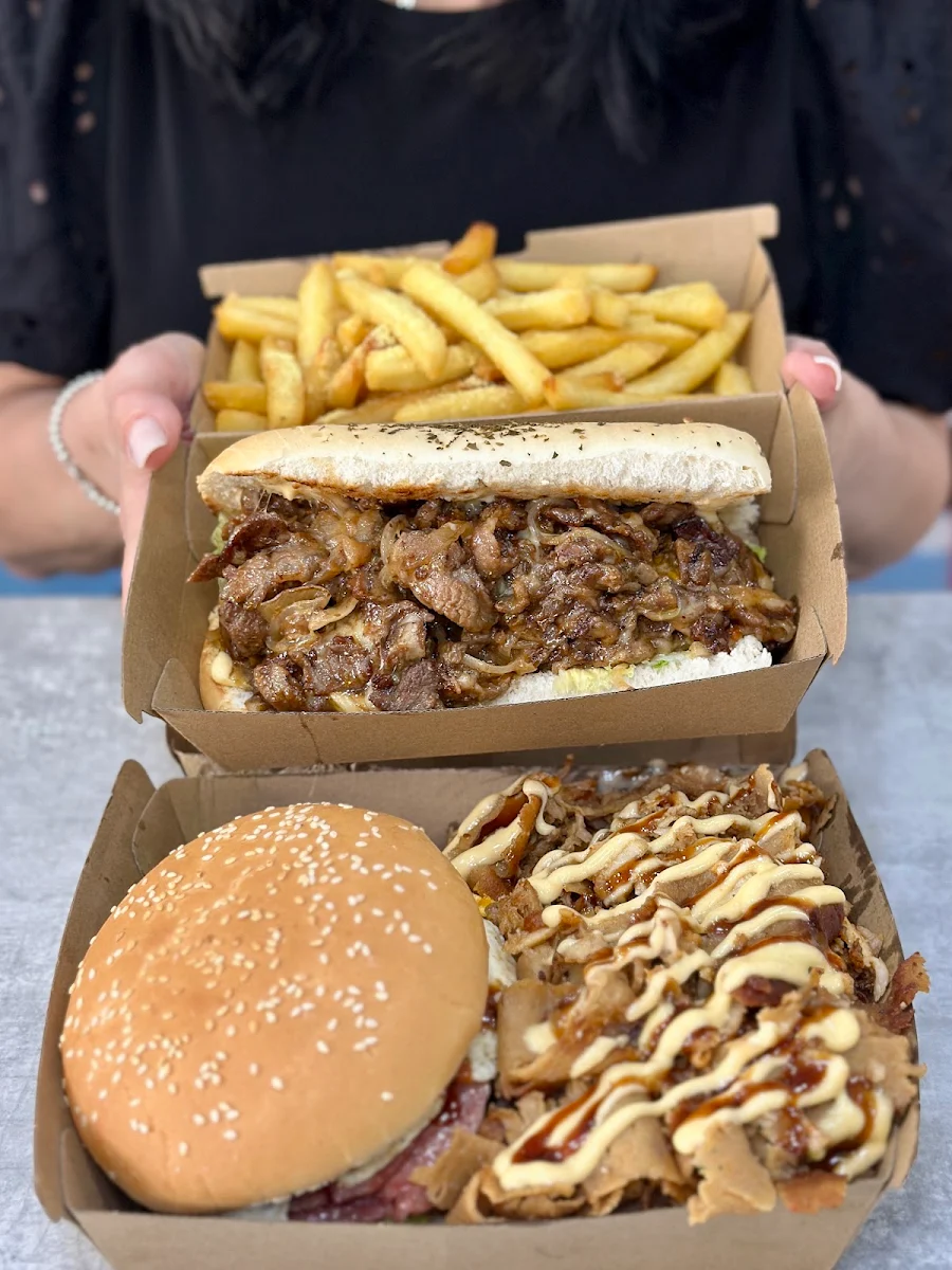 Highlights, Grill Masterz Newtown