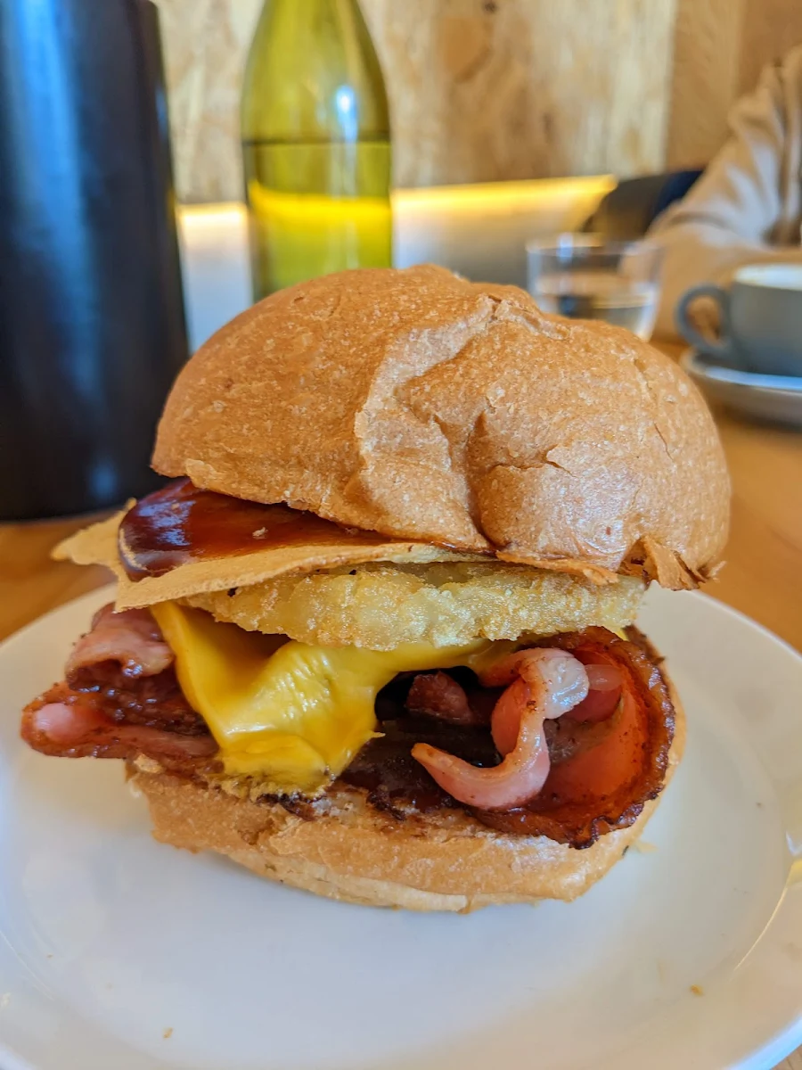 Egg & Bacon Roll