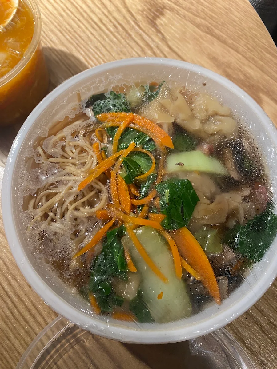 Highlights, Dave's Noodles