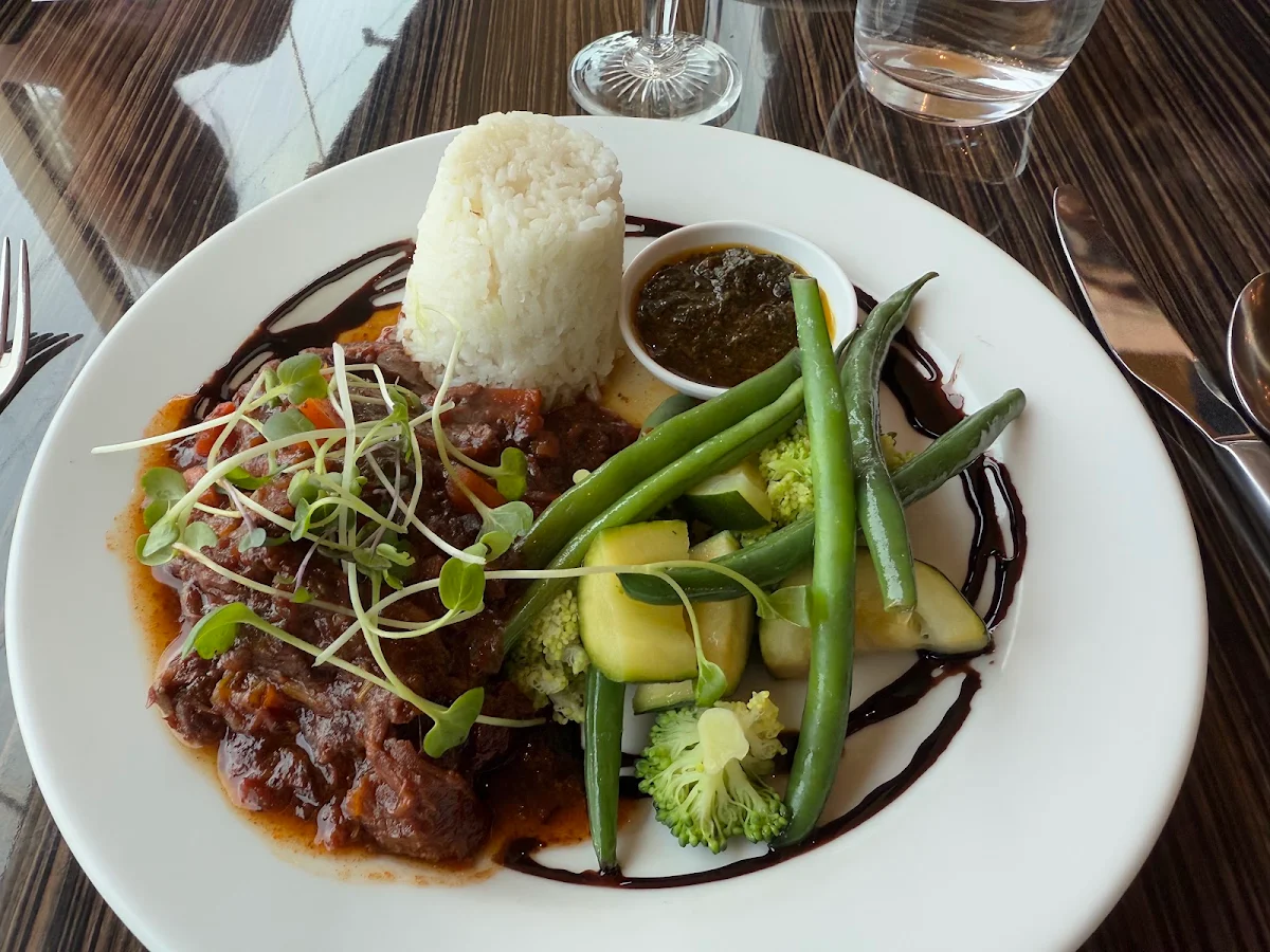 Slow Cooked Beef Cheeks