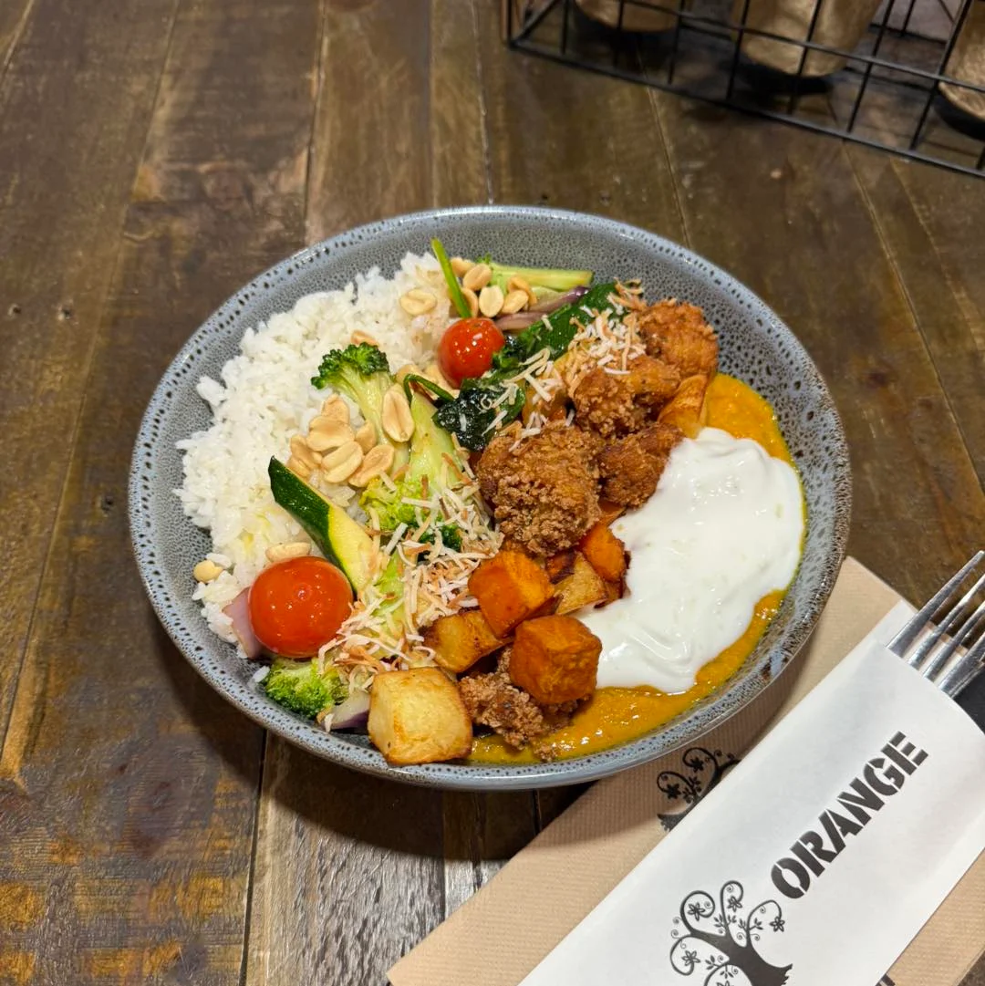 Highlights, Mock Orange Cafe