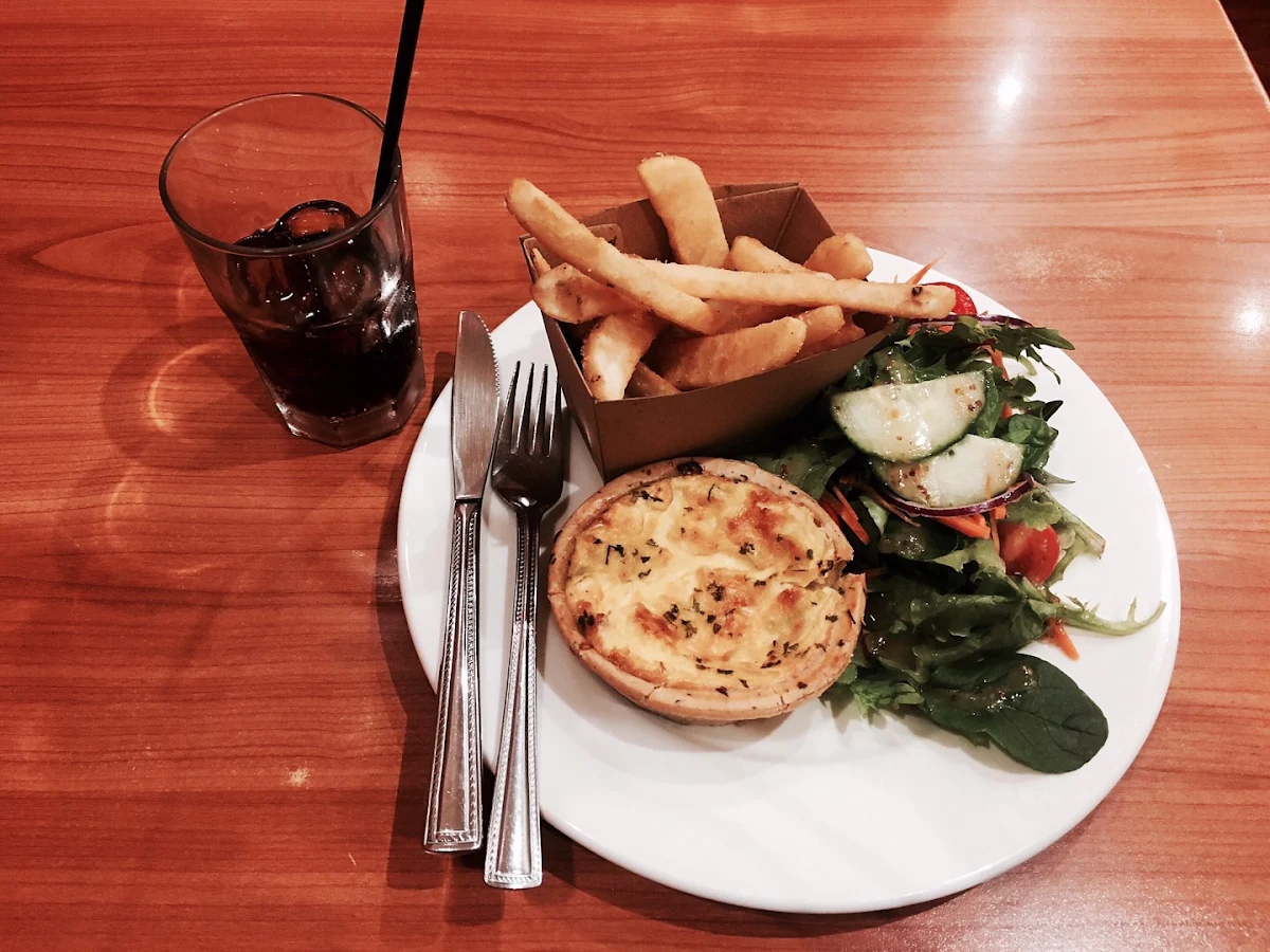 Highlights, Shingle Inn Mt Ommaney
