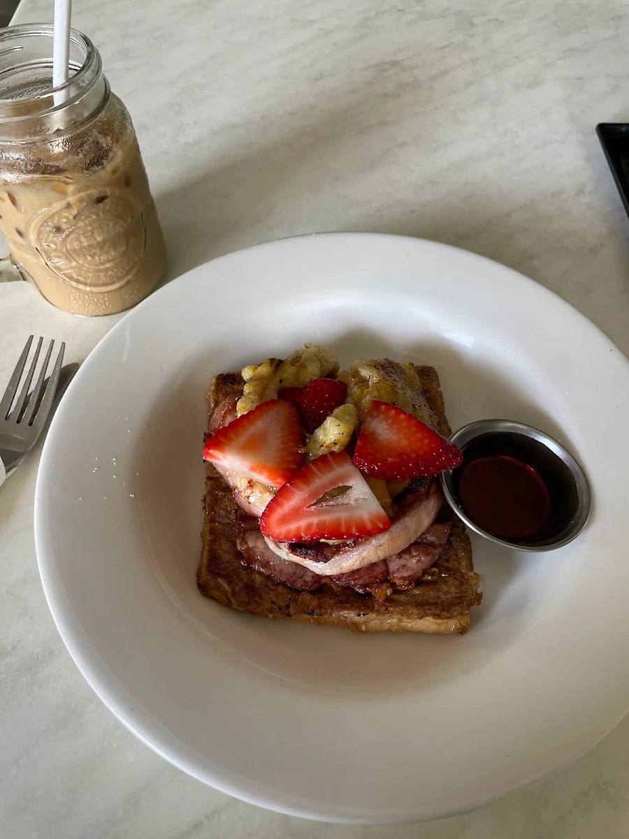 Highlights, Little Bloomfield Cafe & Wine Bar