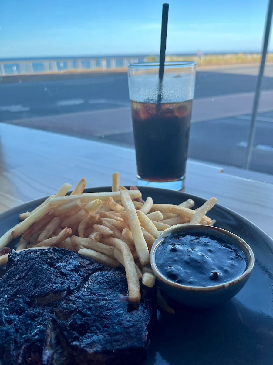 Dinner Table, Mallee Grill