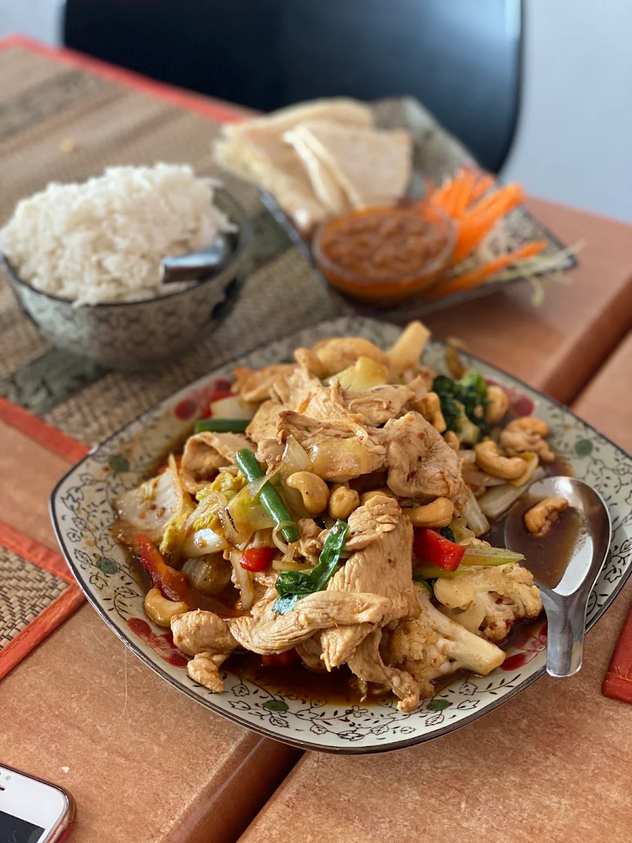 Pad Khing