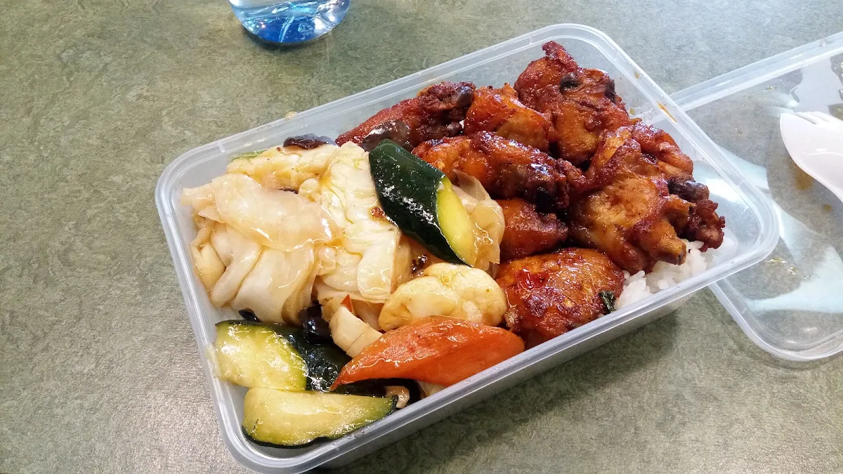 Sichuan Pepper Chicken and Mixed Veggies