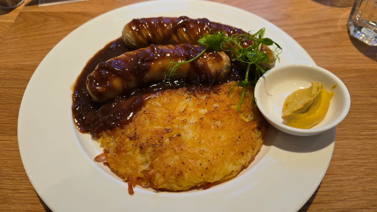 Highlights, Edelwyss Bistro & Bar