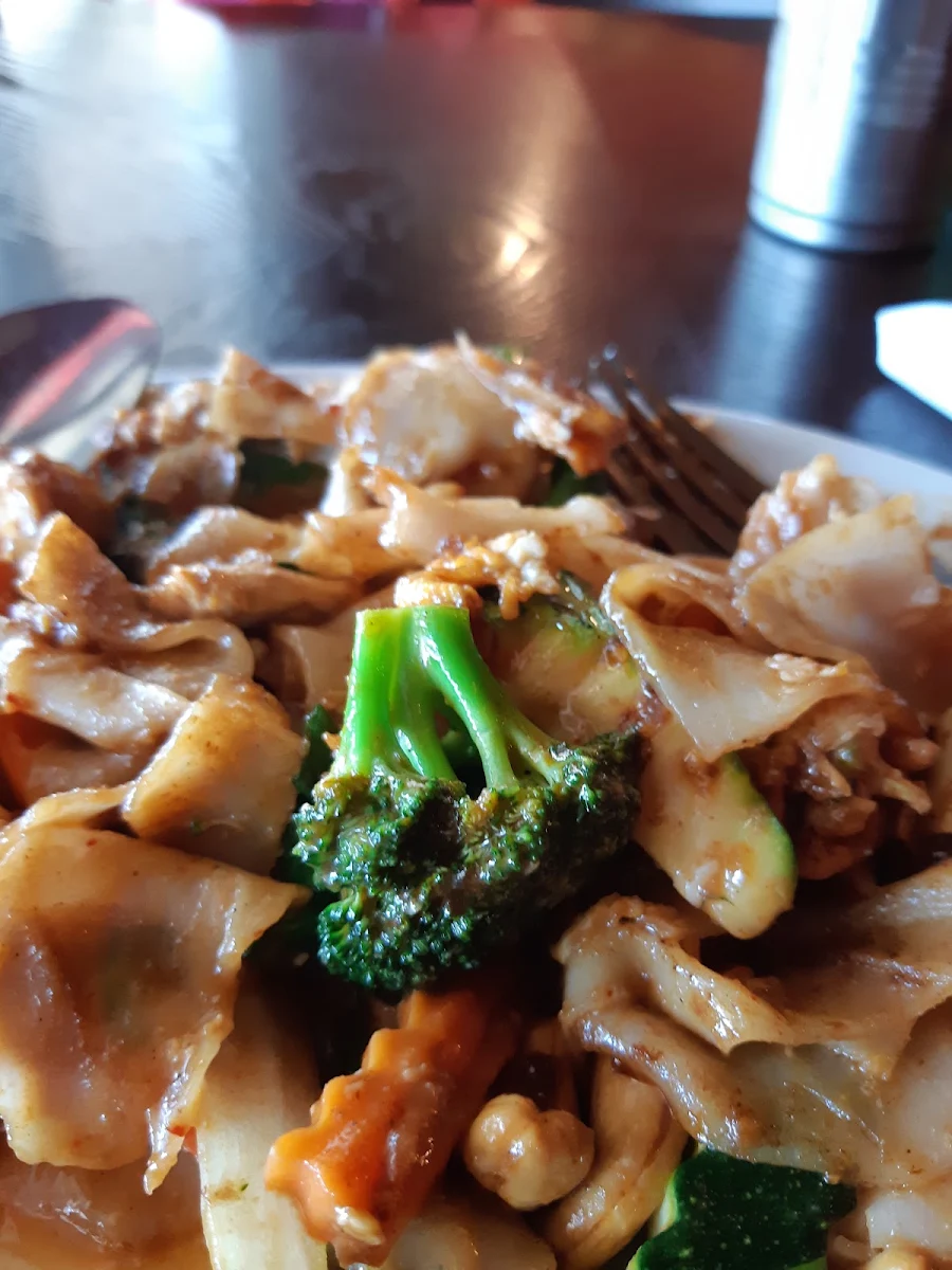 Chicken Pad Thai