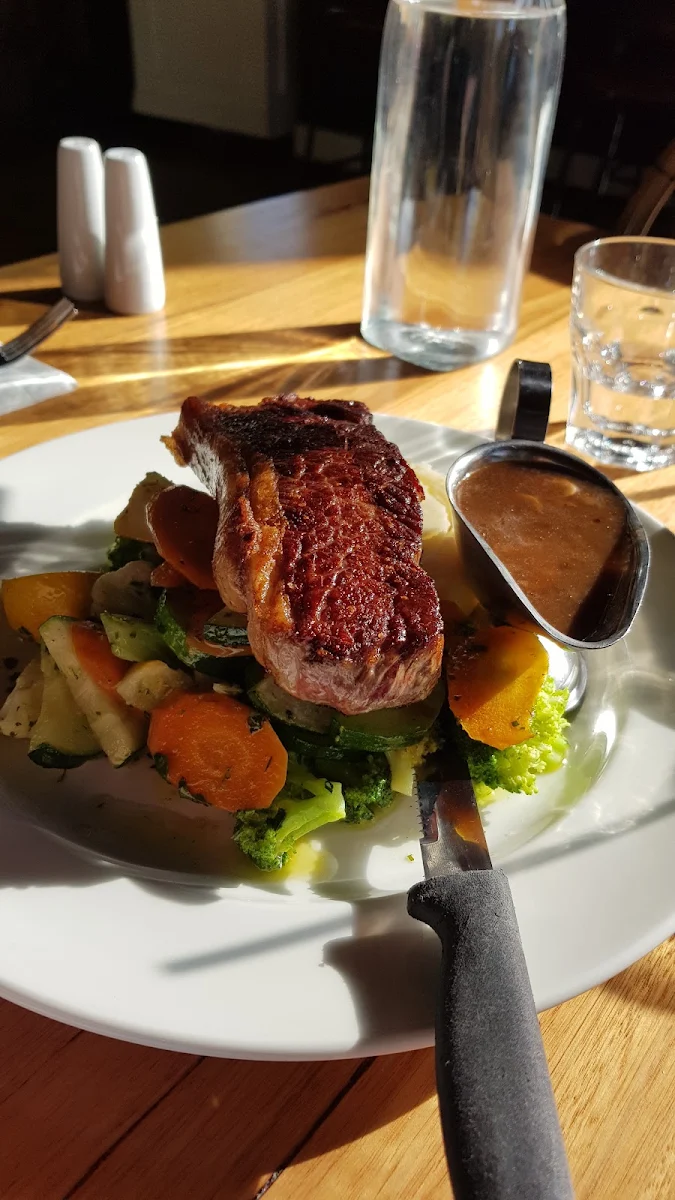 Highlights, Grand Hotel Healesville - The Local