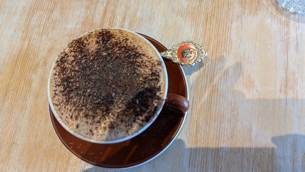 Mocha, Mr Burch