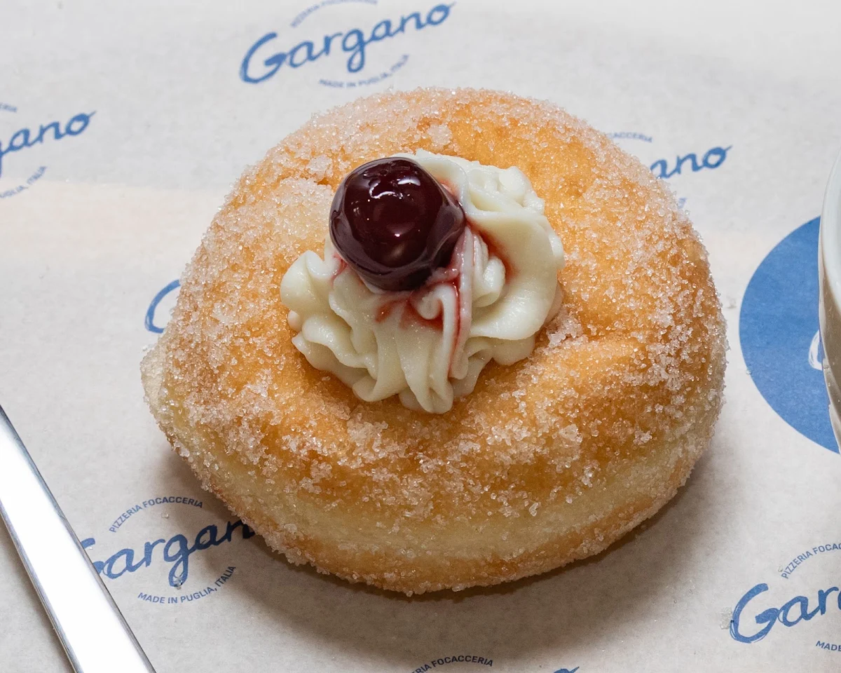 Bombolone Donuts, Gargano Pizzeria Focacceria