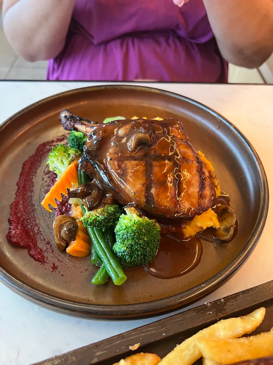 Highlights, Mantra on Sydney Airport Restaurant