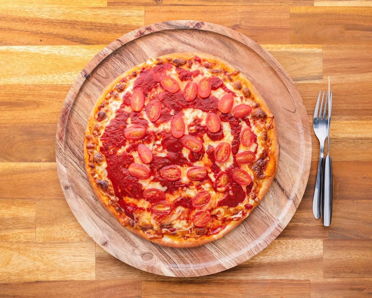 Highlights, Pizza & More