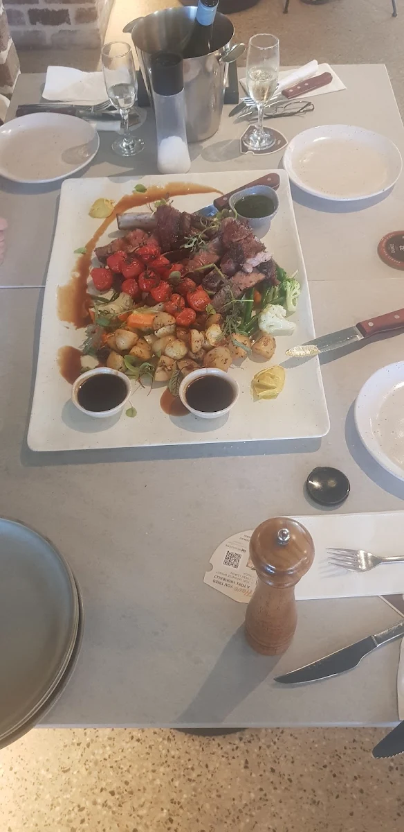Tomahawk Steak, The Duke of Dural