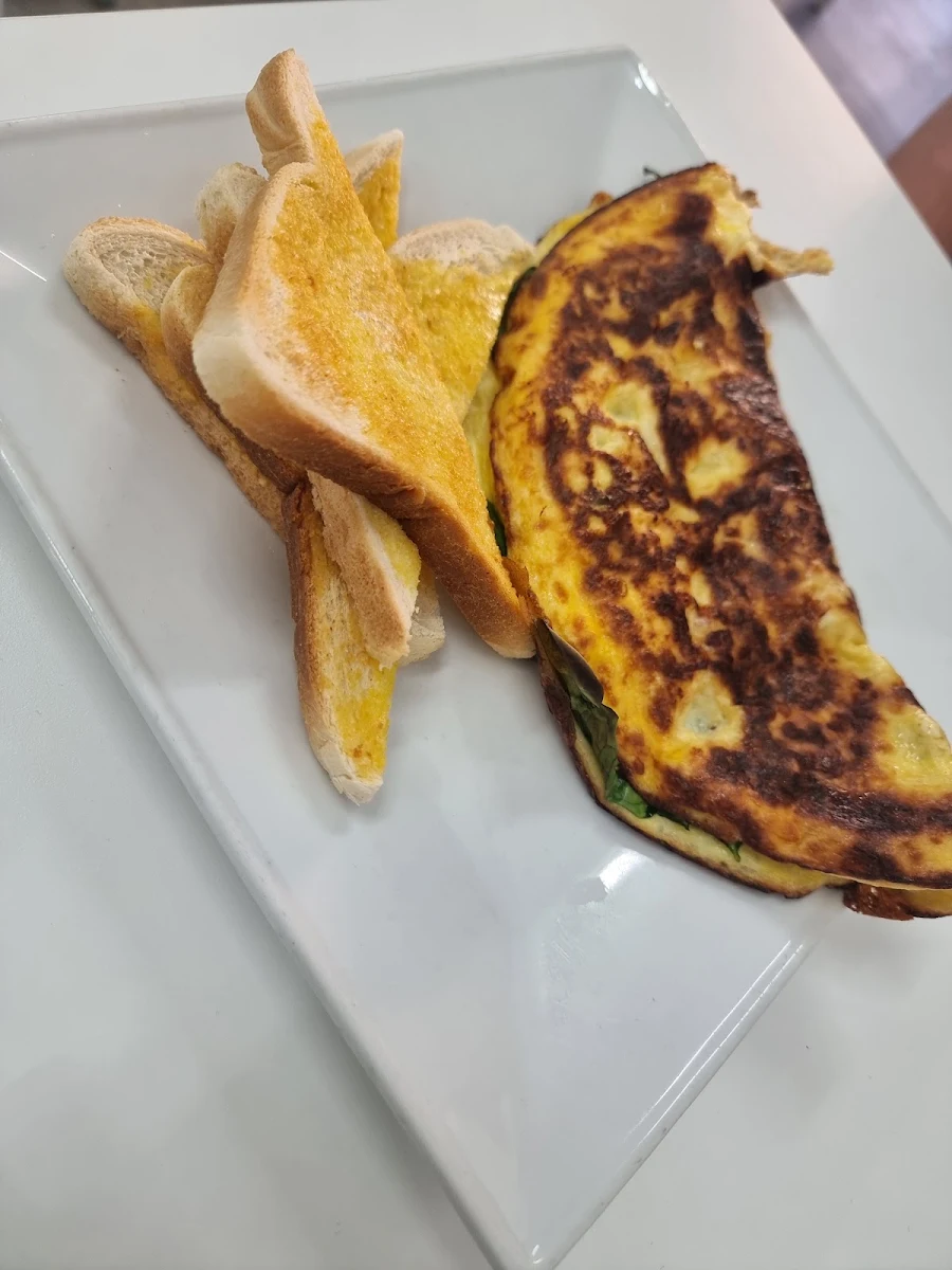 Highlights, Cafe Moonta - Takeaway & Dine in