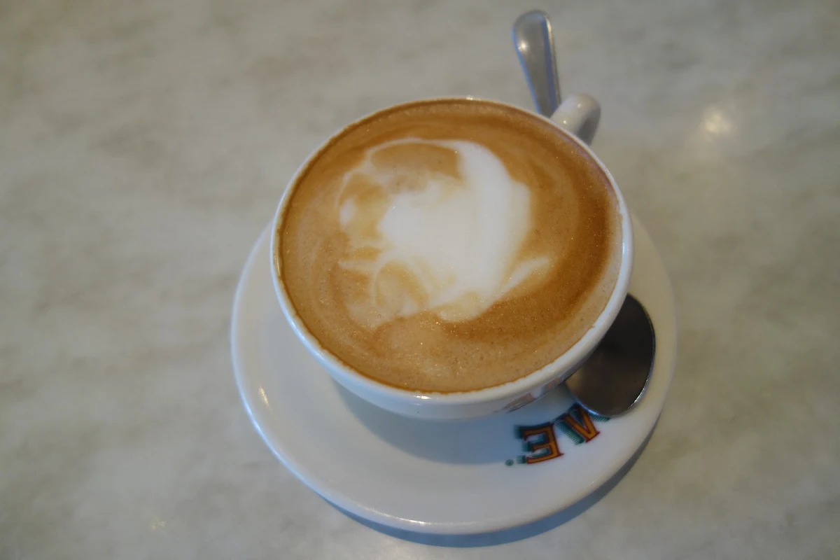 Flat White, Dôme Café