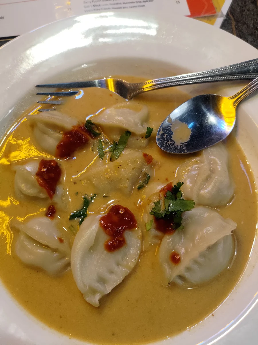 Jhol Momo, Galli Galli Nepalese Indian