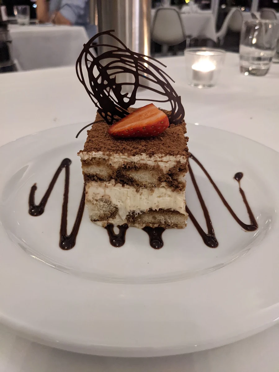 Tiramisu, Ecco Ristorante