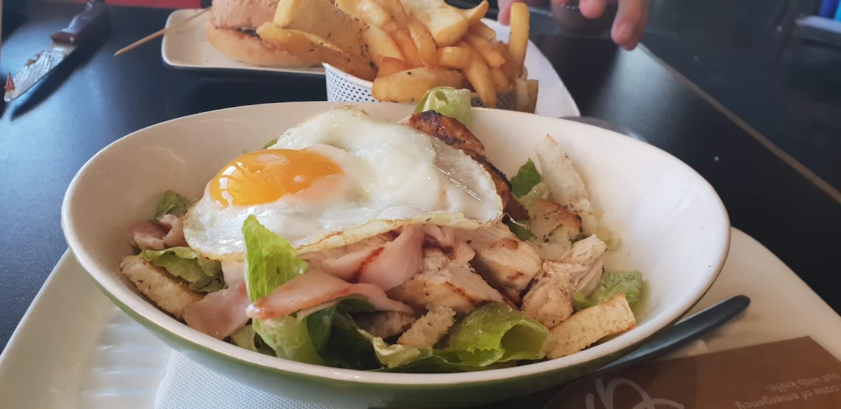 Caesar Salad with Chicken, Grill'd Leederville