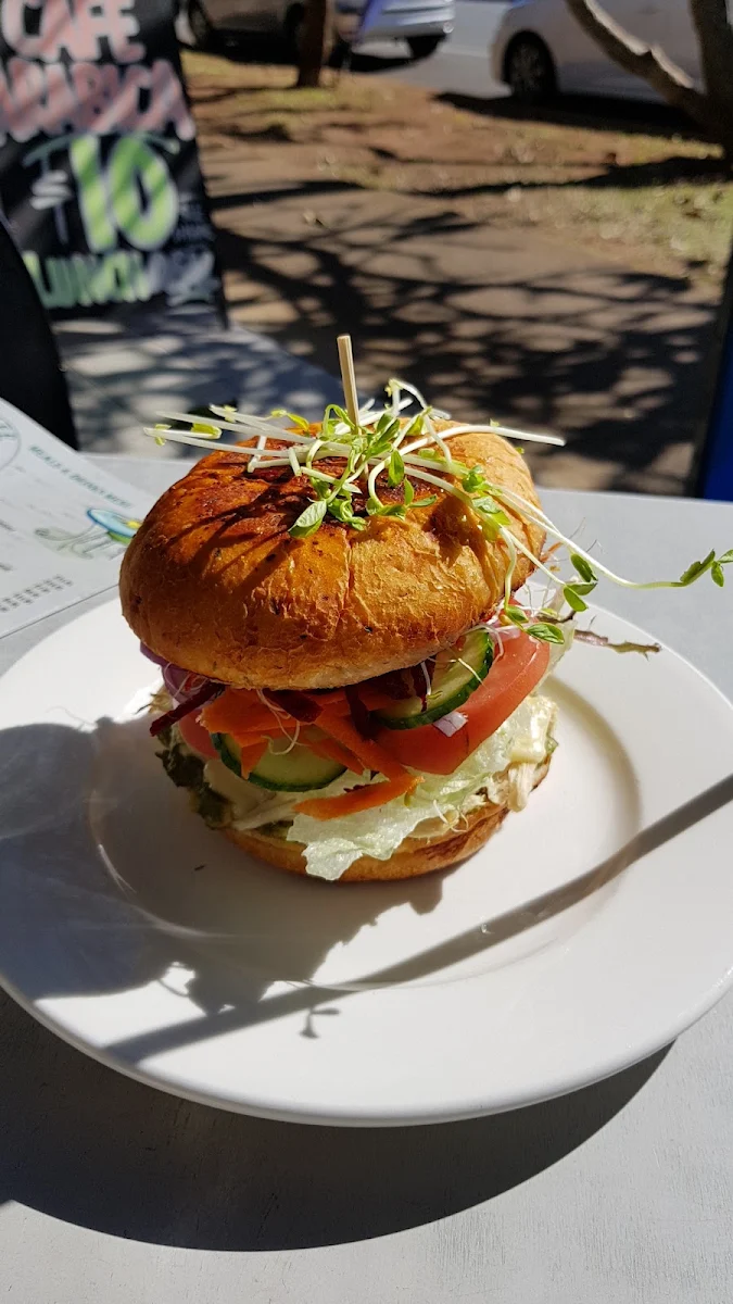 Fish Burger, Cafe Arabica
