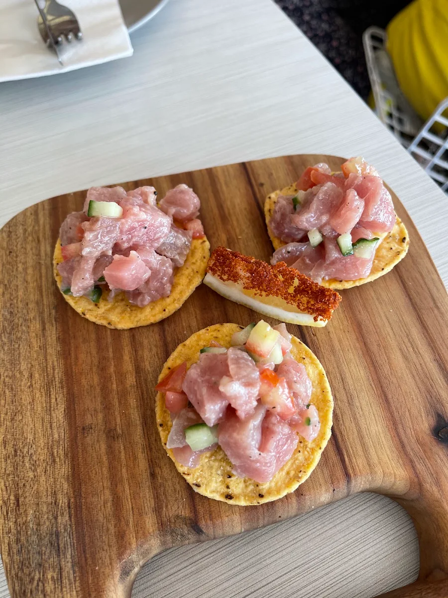 Tuna Tostaditas, Don Pedros Bondi