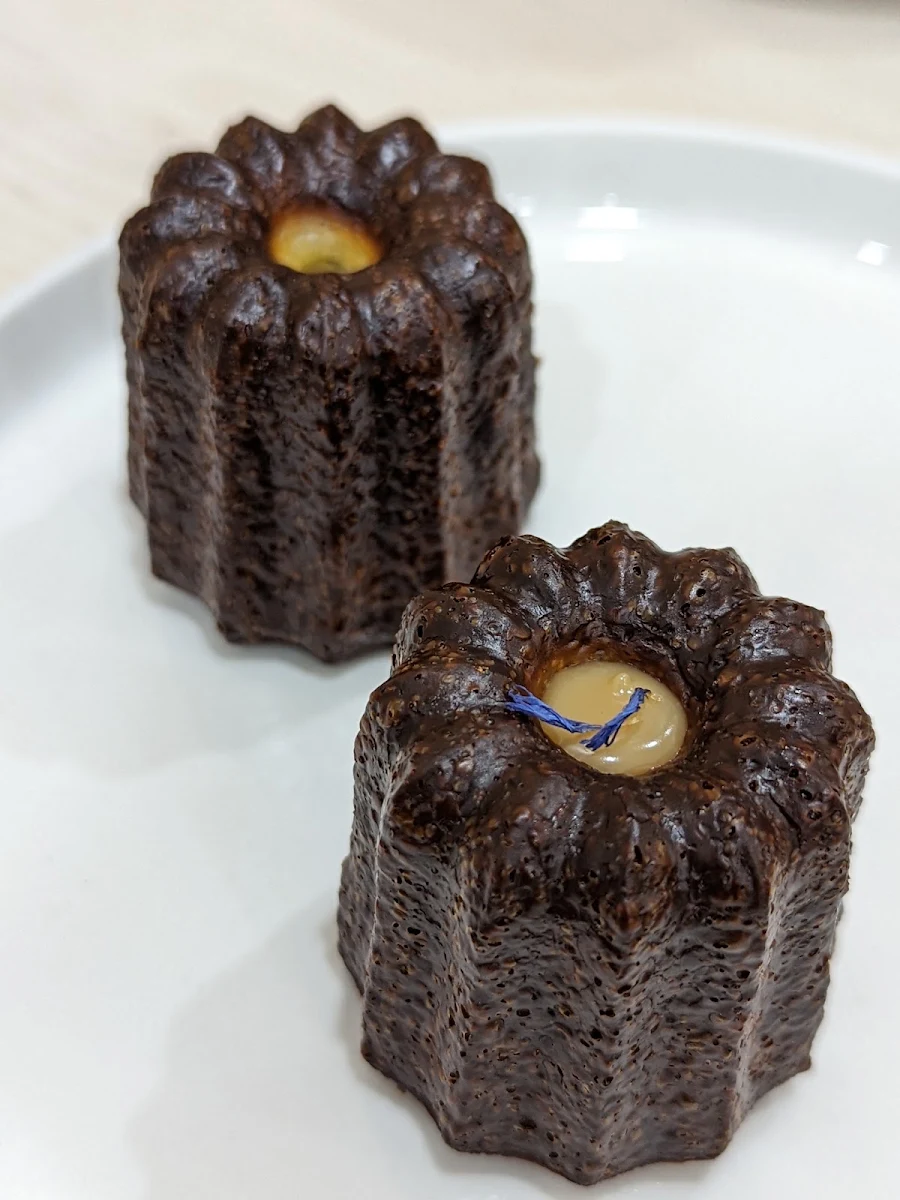 Canele, TEN THOUSAND Eastwood