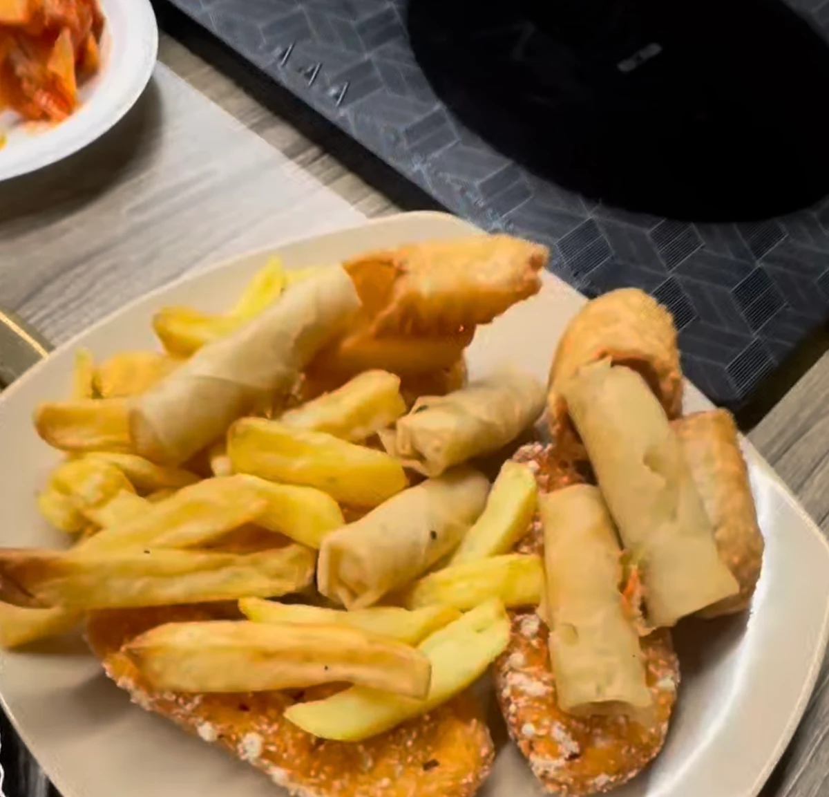 Spring Rolls, TEN BBQ & HOTPOT